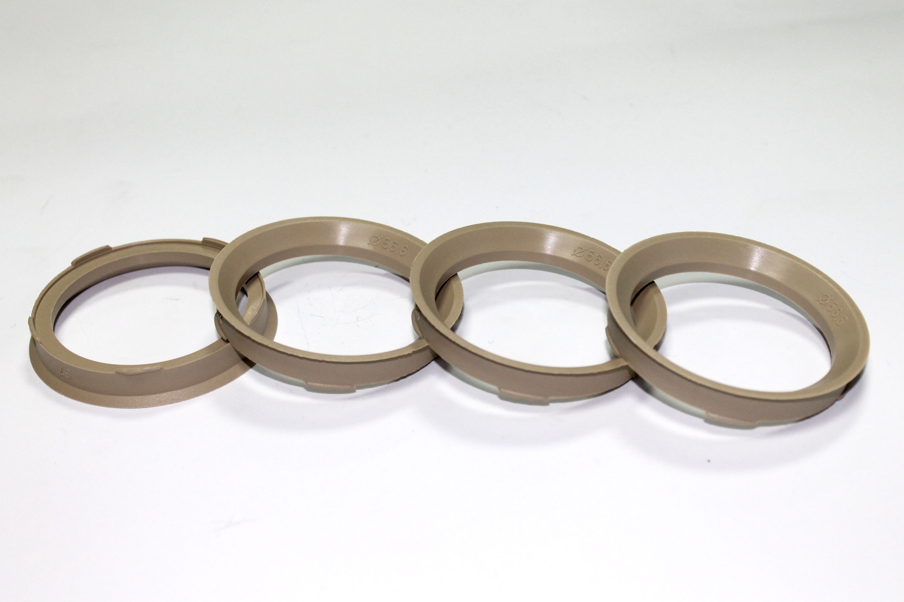 4 X Zentrierring FZ73 BEIGE  67,0 mm x 56,6 mm Daewoo Opel Fiat Rover