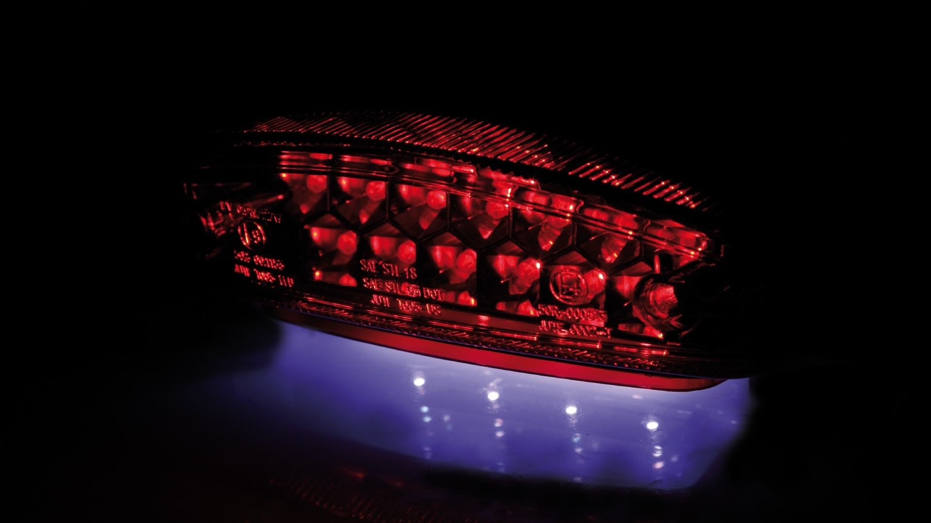 LED Rücklicht Monster mit Bremslicht und Kennzeichenbeleuchtung E-geprüft Ducati Monster Look
