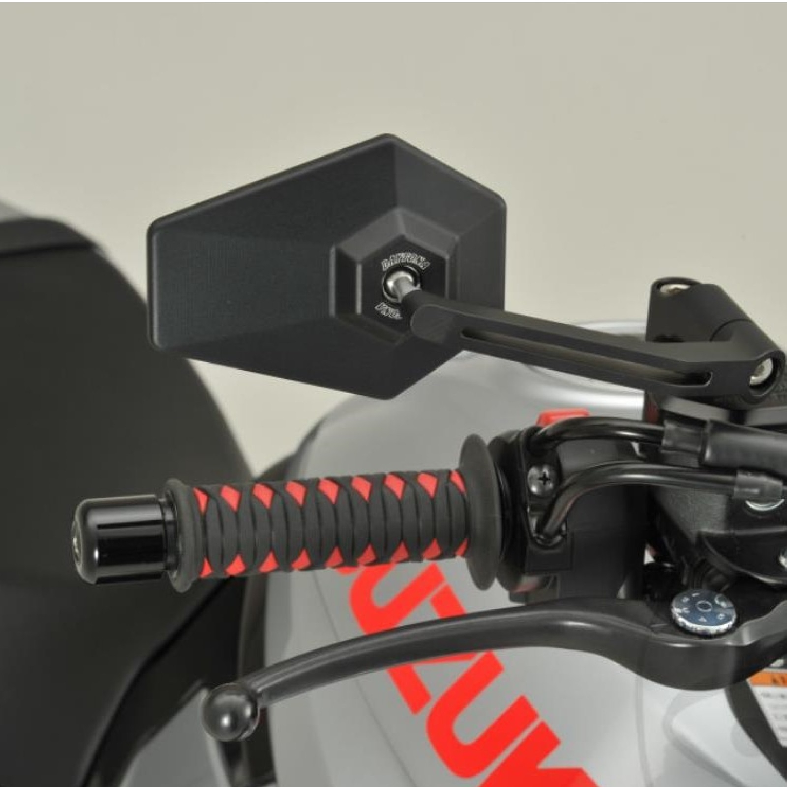 Spiegelpaar universell für viele Fahrzeuge aus Aluminium in schwarz mit M10 Gewinde Beidseitig montierbar